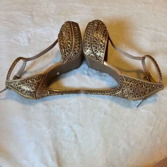 THALIA SODI Chacey Gold Bronze Zippered Platform Heels womens size 10M - Picture 8 of 14